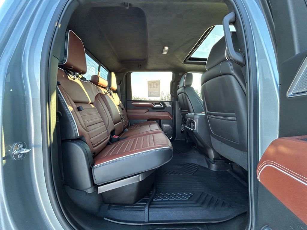 Used 2024 GMC Sierra 2500 Denali Ultimate image 25