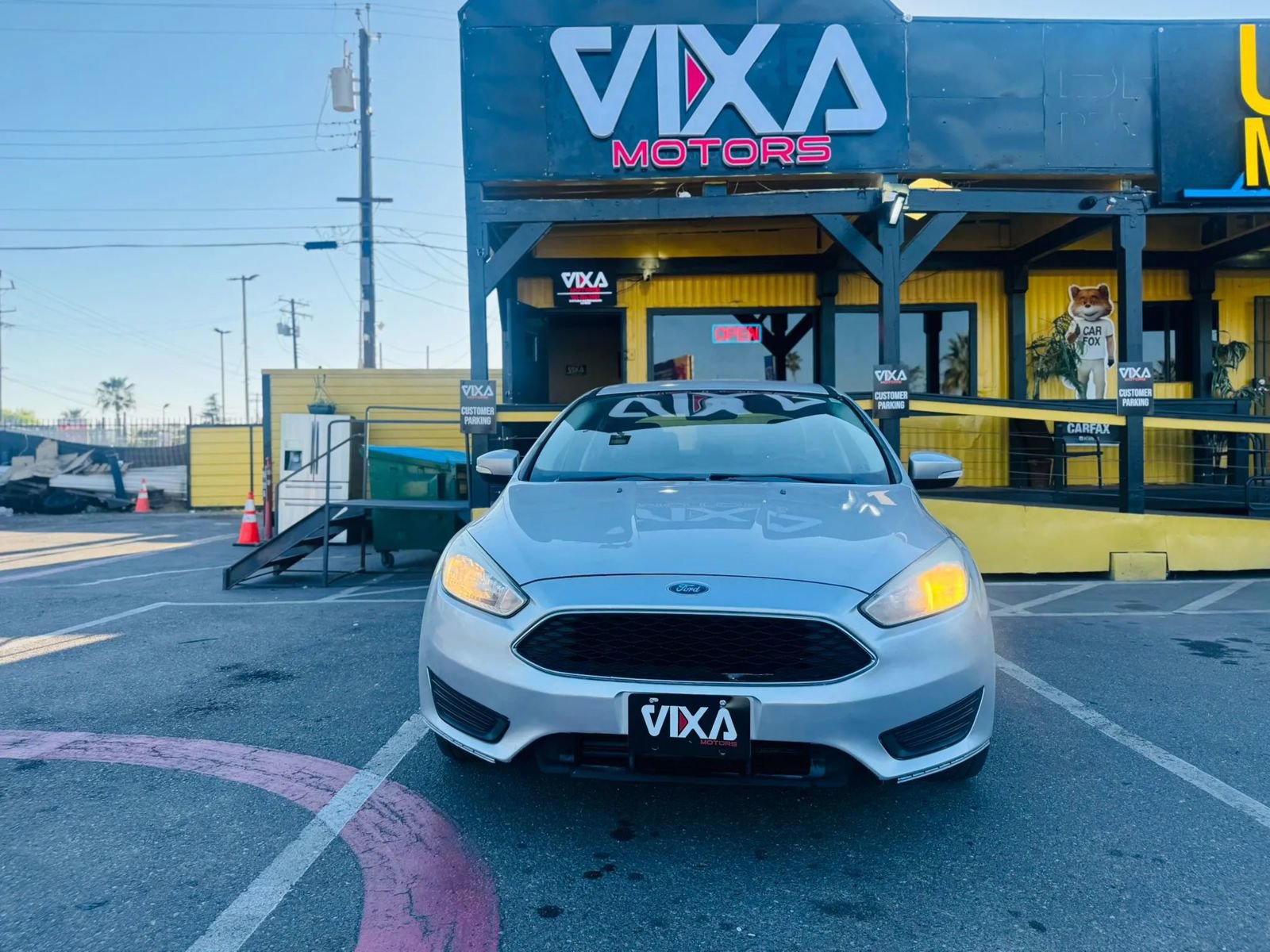 Used 2016 Ford Focus SE image 2