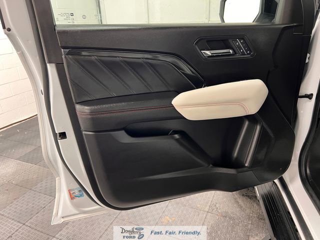 Used 2023 GMC Canyon AT4X image 24