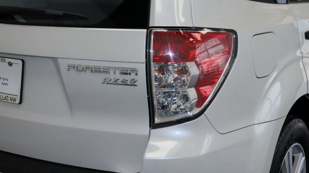 Used 2011 Subaru Forester 2.5X w/ Alloy Wheel Value Pkg image 11