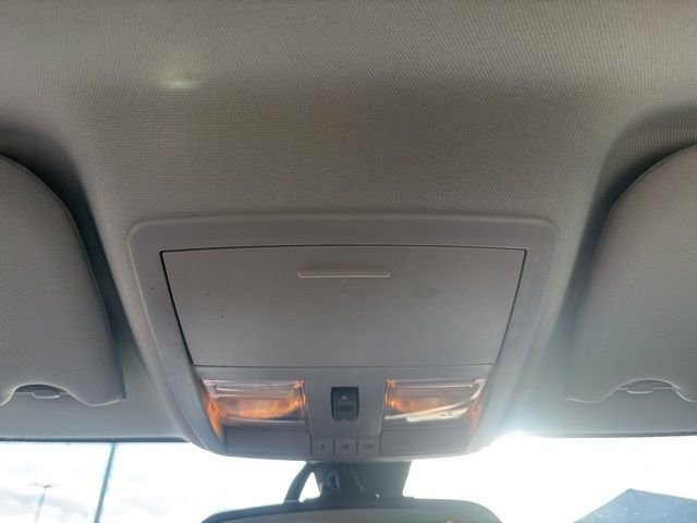 Used 2007 Chrysler 300 C w/ Protection Group II image 32