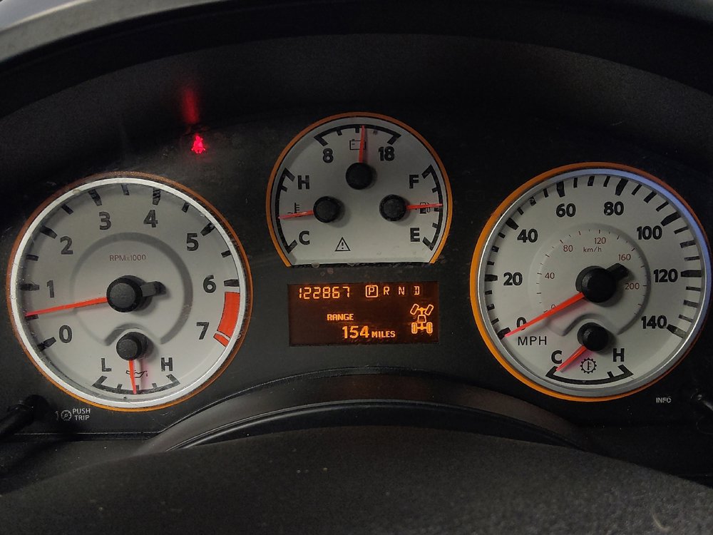 Used 2014 Nissan Titan PRO-4X image 23