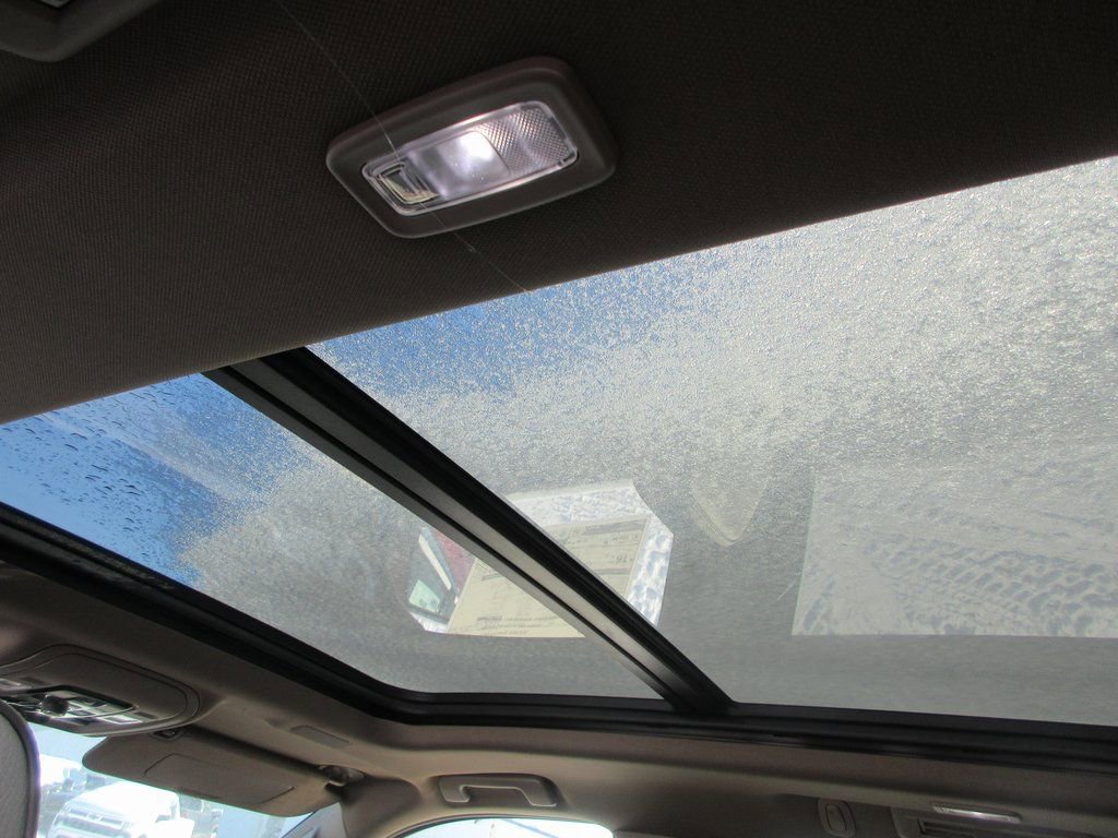 New 2026 GMC Yukon XL Denali w/ Sun & Power Step Package image 15