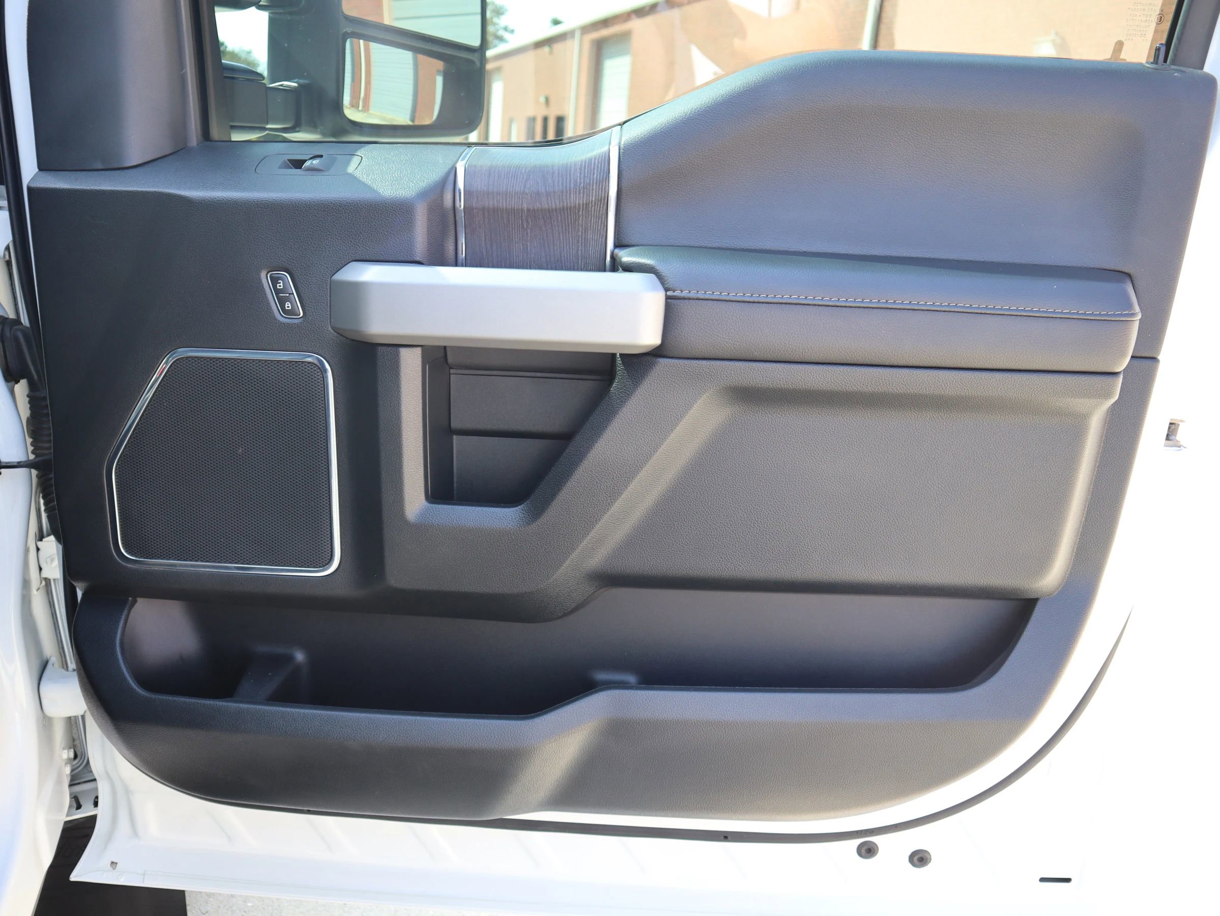 Used 2021 Ford F350 Lariat w/ Lariat Ultimate Package image 35