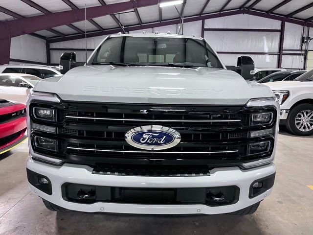 Used 2025 Ford F250 Platinum AWD/4WD image 6