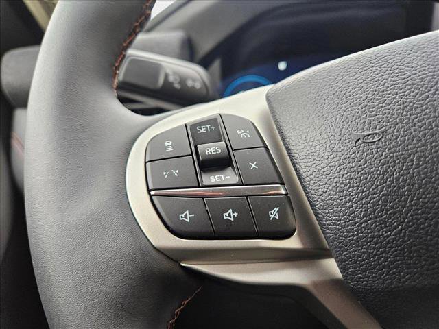 New 2025 Ford Explorer Active image 16