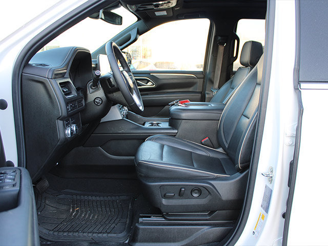 Used 2021 GMC Yukon SLT w/ SLT Premium Package AWD/4WD image 13