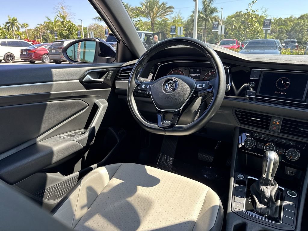 Used 2019 Volkswagen Jetta R-Line w/ R-Line Cold Weather Package image 22