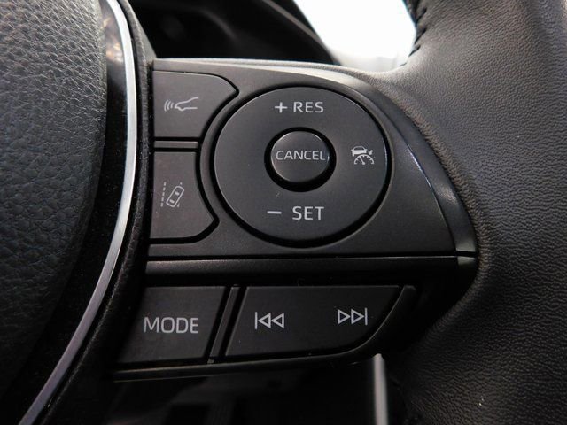 Used 2023 Toyota RAV4 XLE Premium image 29