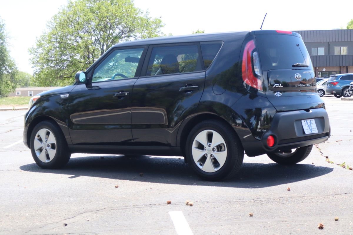 Used 2016 Kia Soul FWD image 7