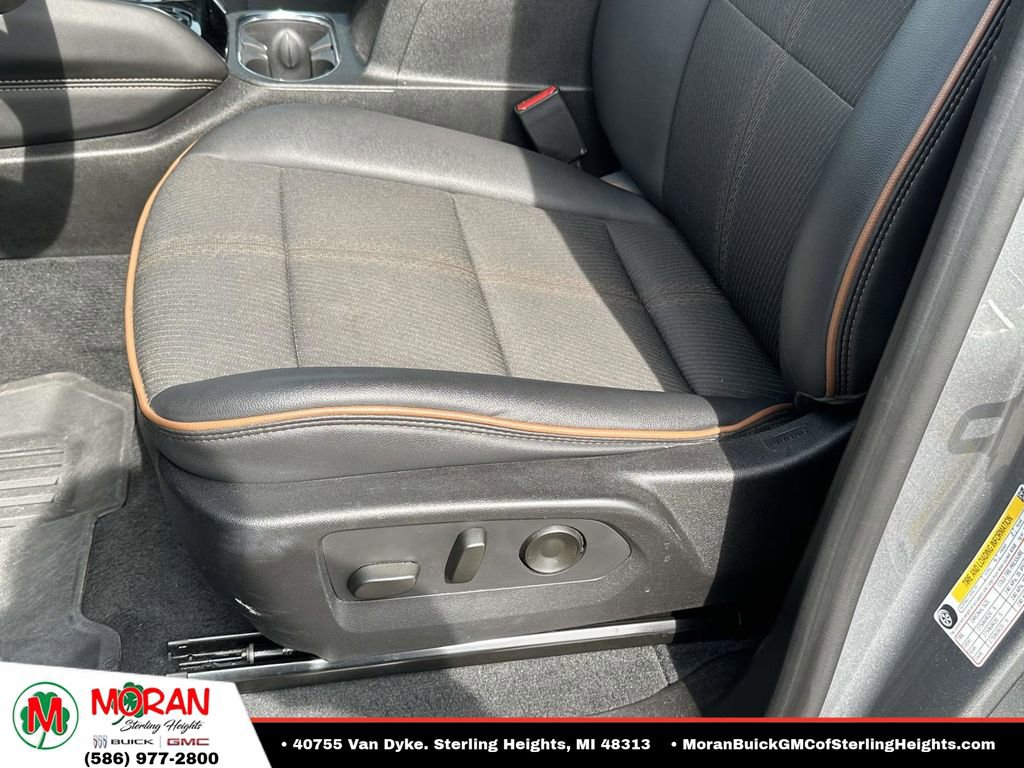 Certified 2023 GMC Canyon AT4 w/ Technology Package AWD/4WD image 20