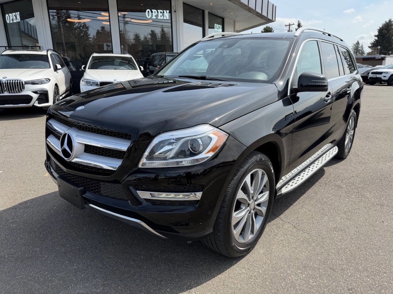 Used 2013 Mercedes-Benz GL 450 4MATIC w/ Premium 1 Pkg image 1