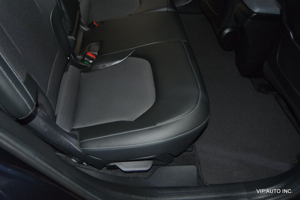 Used 2022 Kia EV6 Light RWD image 27