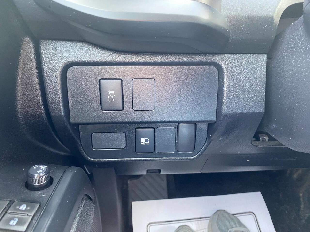 Used 2021 Toyota Tacoma SR image 6