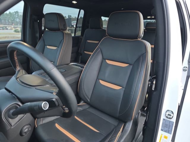 Used 2024 GMC Yukon XL AT4 w/ AT4 Premium Plus Package image 16