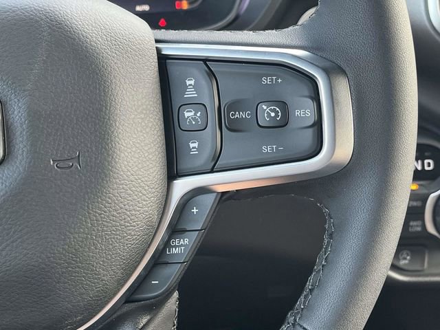 New 2026 RAM 1500 4x4 Crew Cab image 23