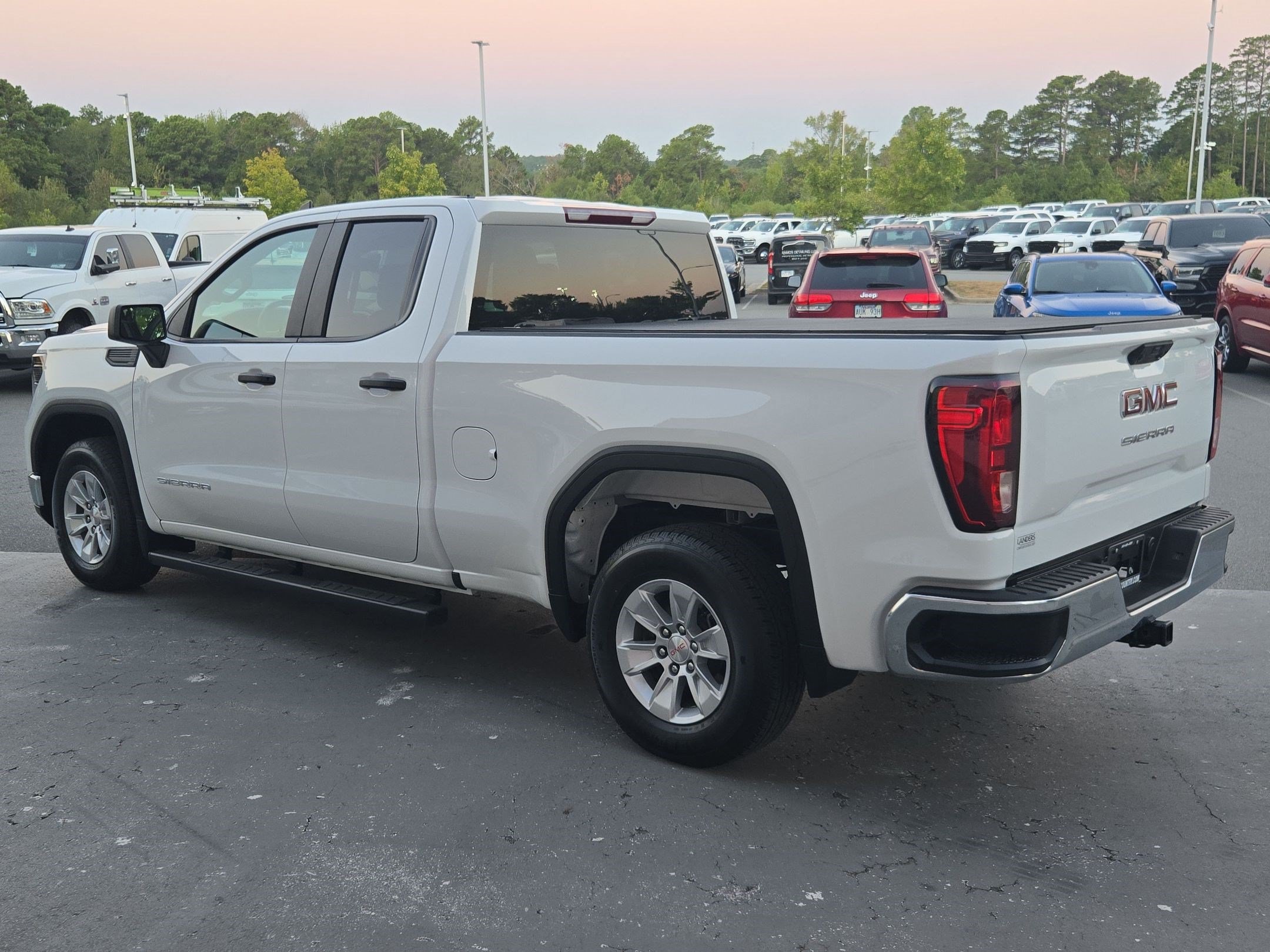 Used 2025 GMC Sierra 1500 Pro w/ Pro Value Package RWD image 5