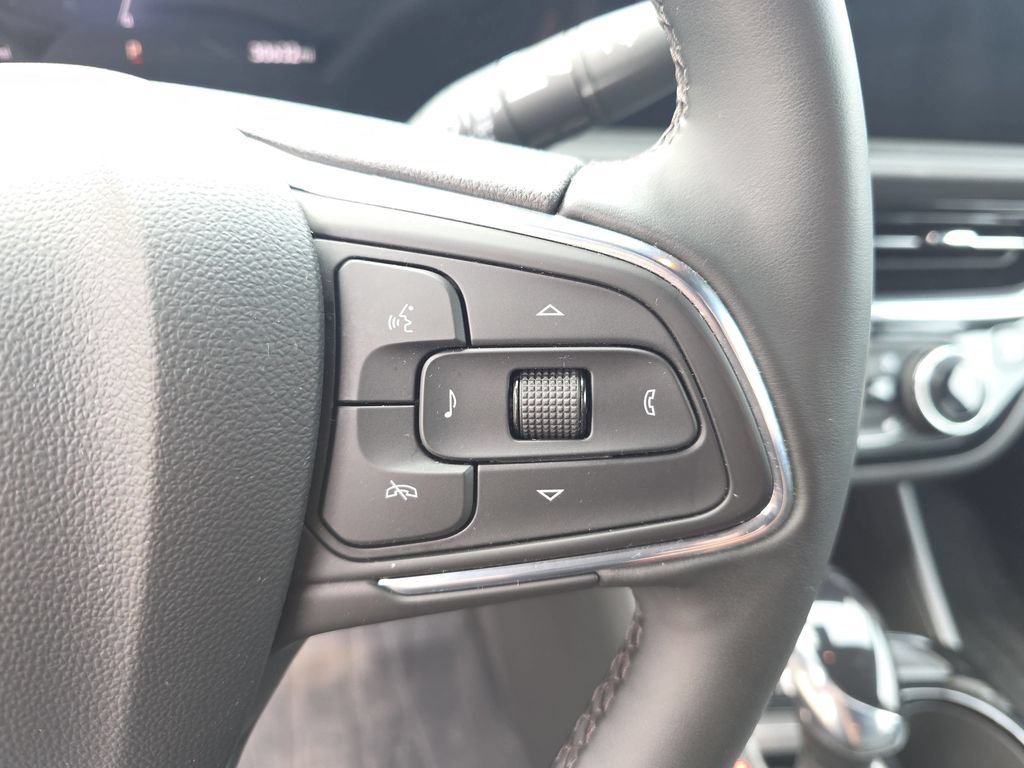 Used 2024 Buick Envista Sport Touring w/ Convenience I Package FWD image 19