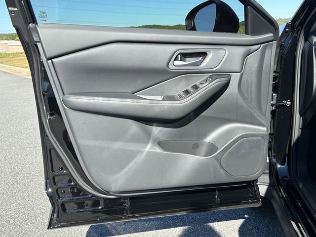 New 2026 Nissan Rogue SV w/ Cold Weather Package image 10