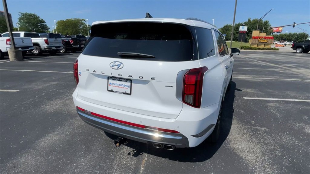 Used 2023 Hyundai Palisade Calligraphy w/ Cargo Package image 9