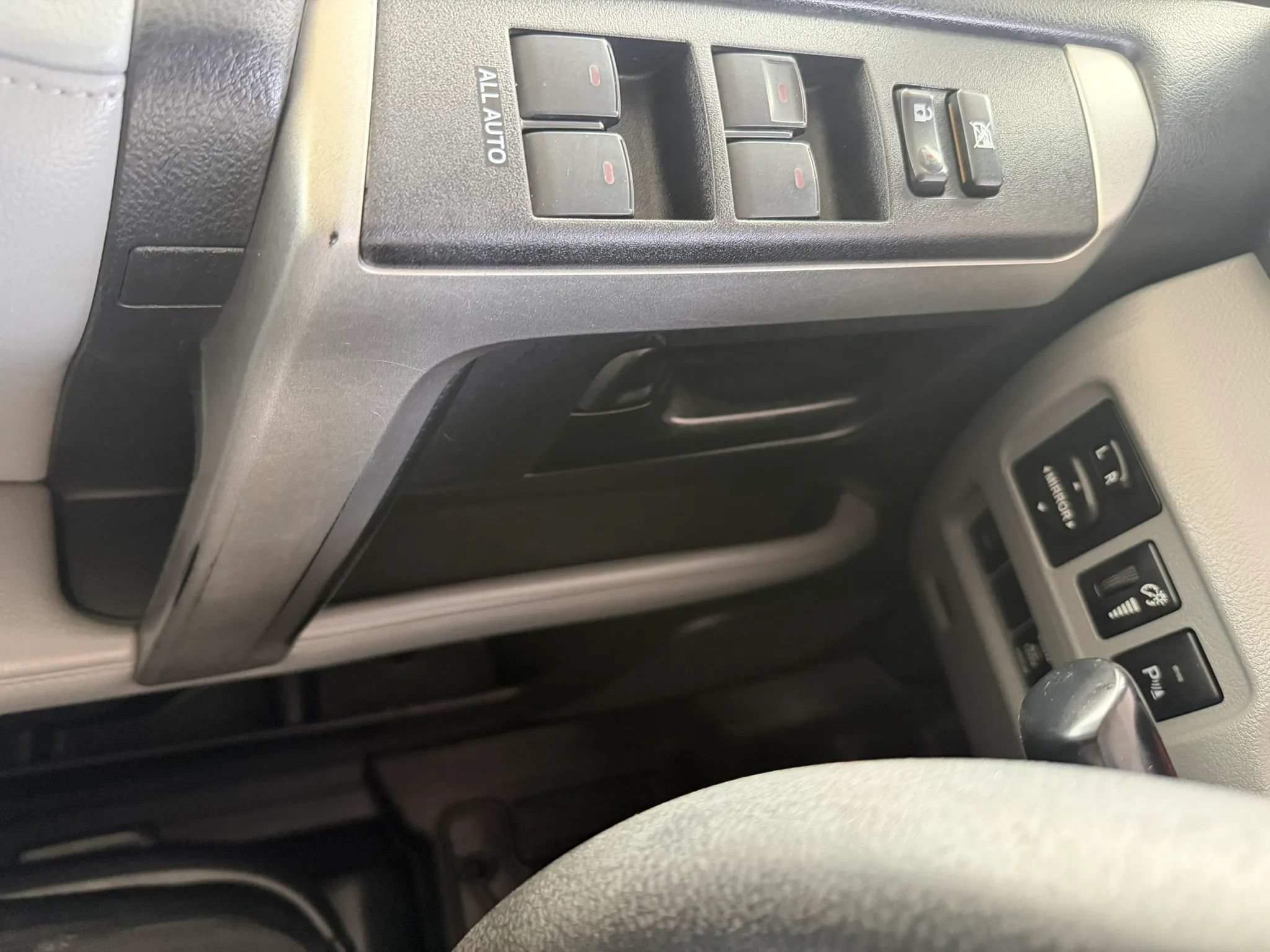 Used 2012 Toyota 4Runner SR5 w/ Convenience Pkg AWD/4WD image 25