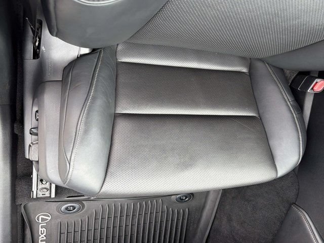 Used 2019 Lexus ES 350 w/ Premium Package FWD image 17