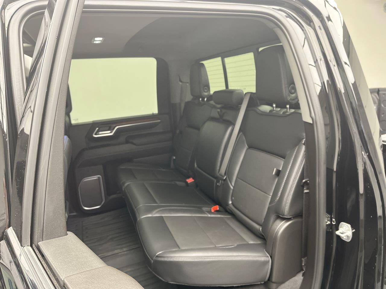 Certified 2025 GMC Sierra 2500 Denali w/ Denali Reserve Package AWD/4WD image 14