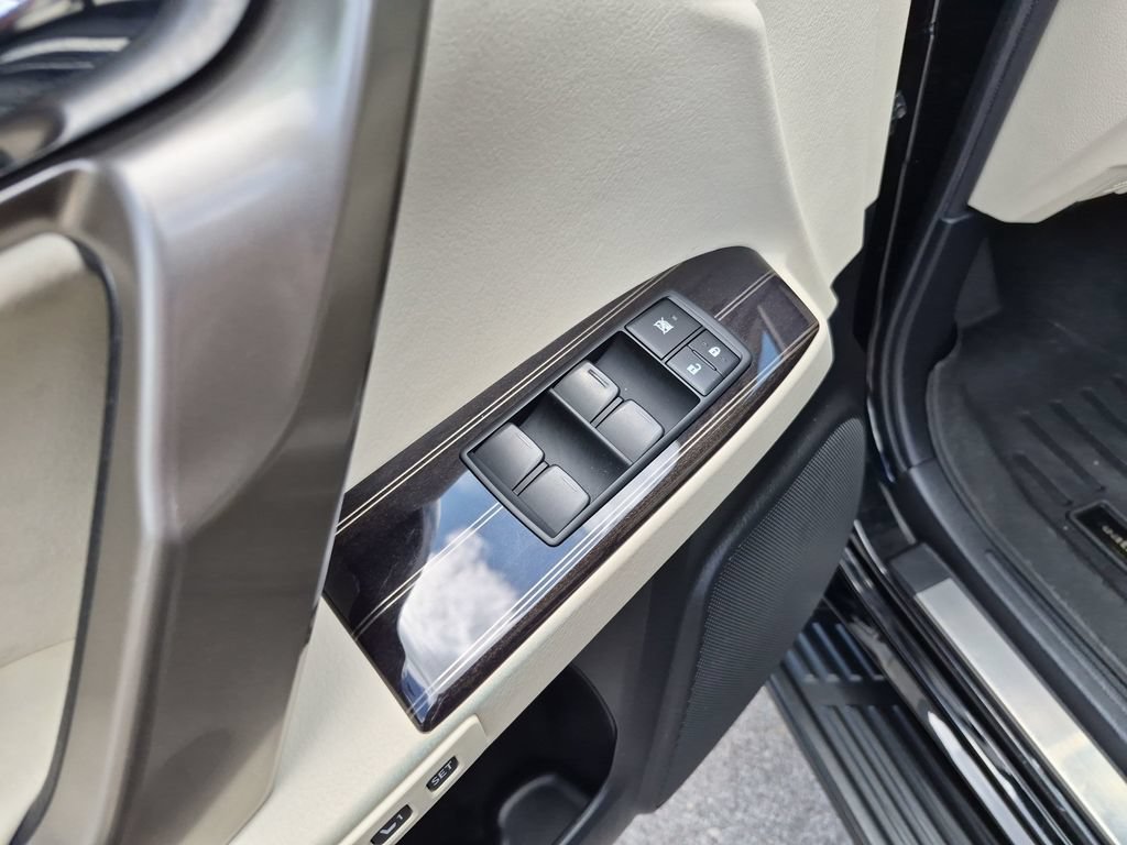 Used 2020 Lexus GX 460 Premium w/ Premium Package AWD/4WD image 20