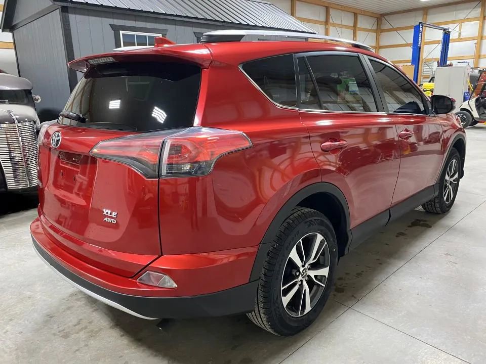 Used 2016 Toyota RAV4 XLE image 6