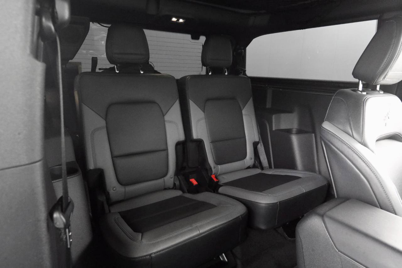 Used 2023 Ford Bronco Black Diamond image 27
