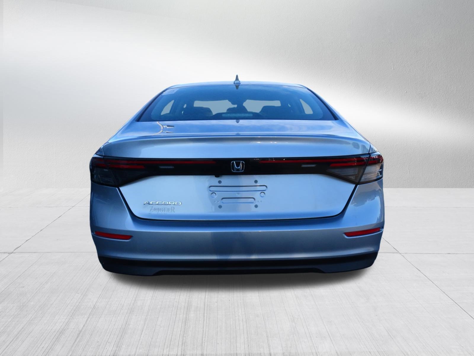 Used 2025 Honda Accord LX image 6