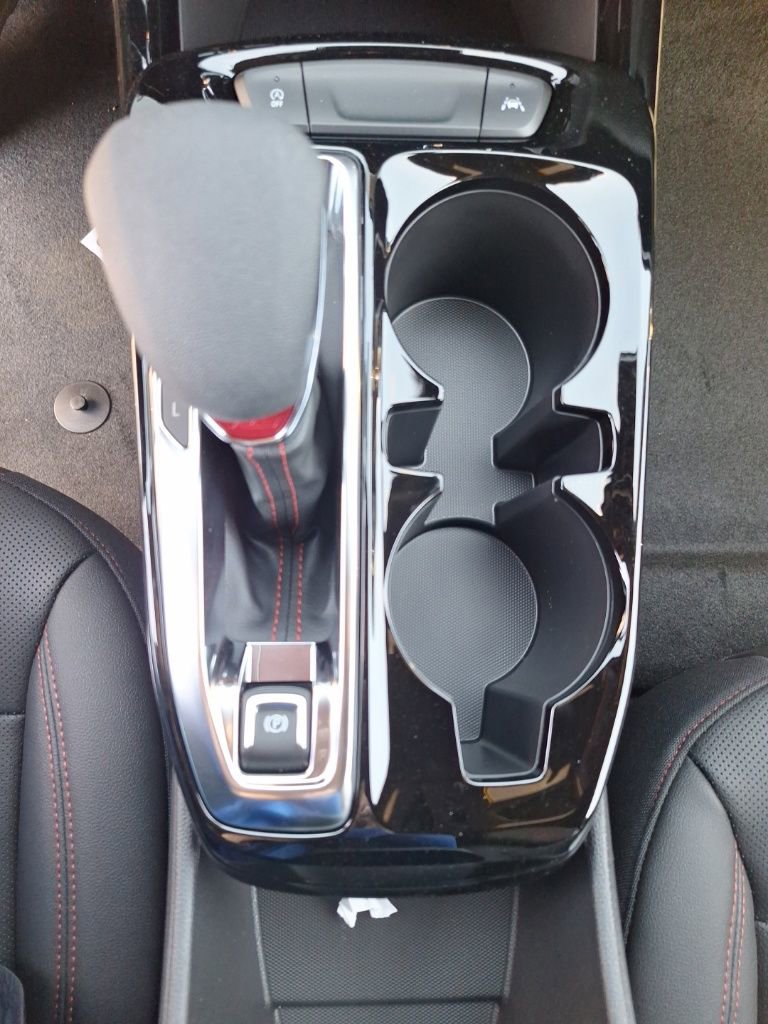 New 2026 Chevrolet Trax RS w/ Driver Confidence Package image 24