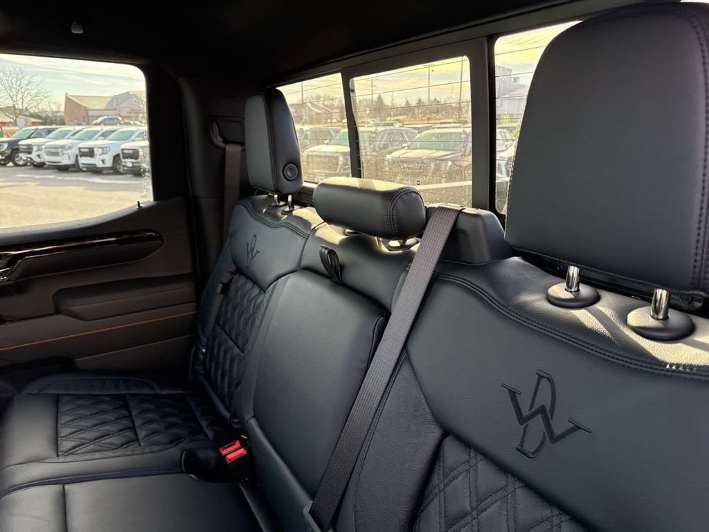 New 2026 GMC Sierra 1500 AT4 w/ Technology Package AWD/4WD image 42