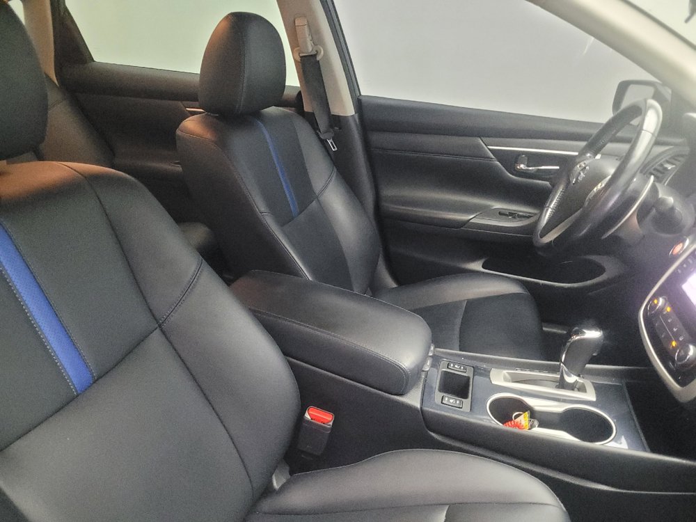 Used 2018 Nissan Altima 2.5 SR w/ SR Midnight Edition FWD image 21