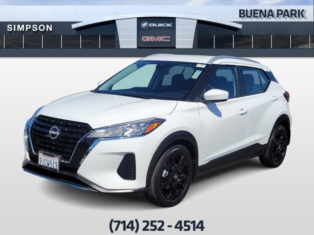 Used 2023 Nissan Kicks SV FWD image 4