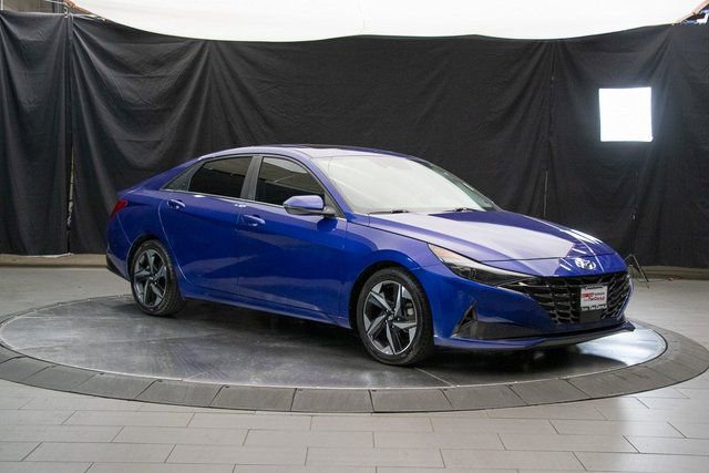 Used 2023 Hyundai Elantra Limited w/ Cargo Package FWD image 1