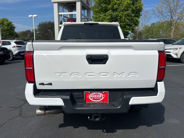 Used 2024 Toyota Tacoma TRD Off-Road AWD/4WD image 8