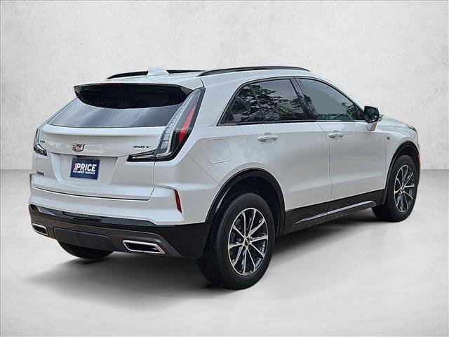 Used 2024 Cadillac XT4 Sport w/ Cold Weather Package image 5