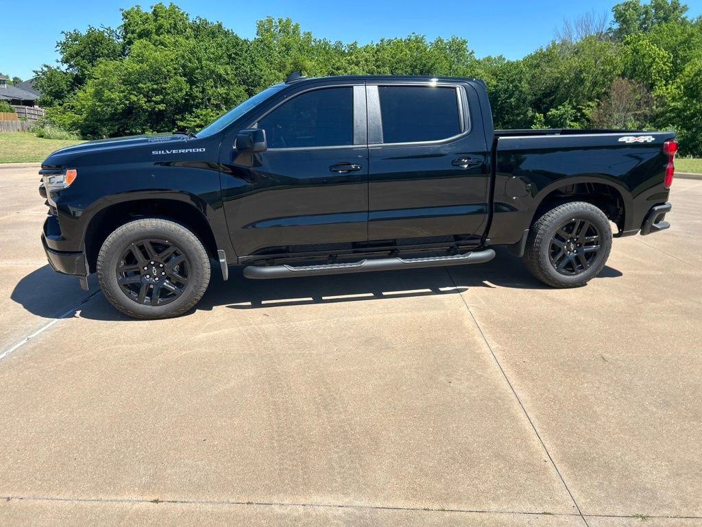 Used 2026 Chevrolet Silverado 1500 RST w/ RST Select Package AWD/4WD image 2