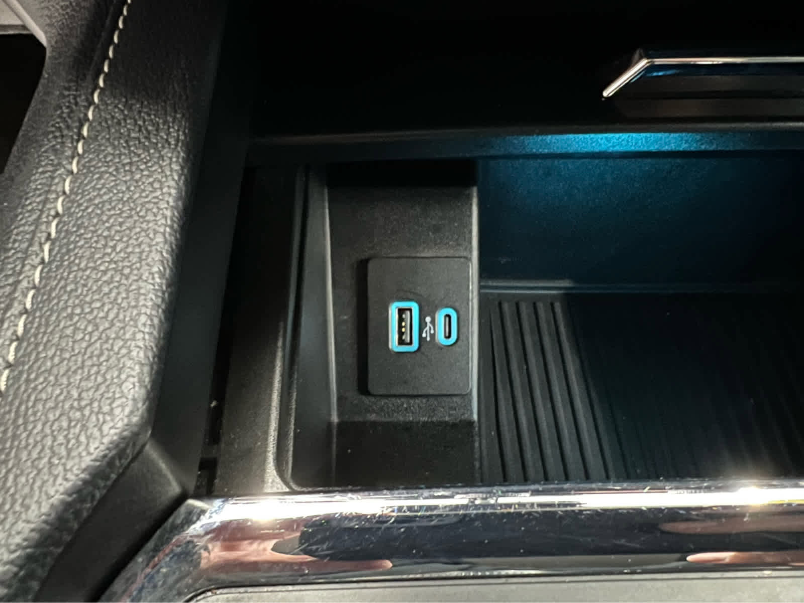 Used 2022 Ford Expedition XLT image 22