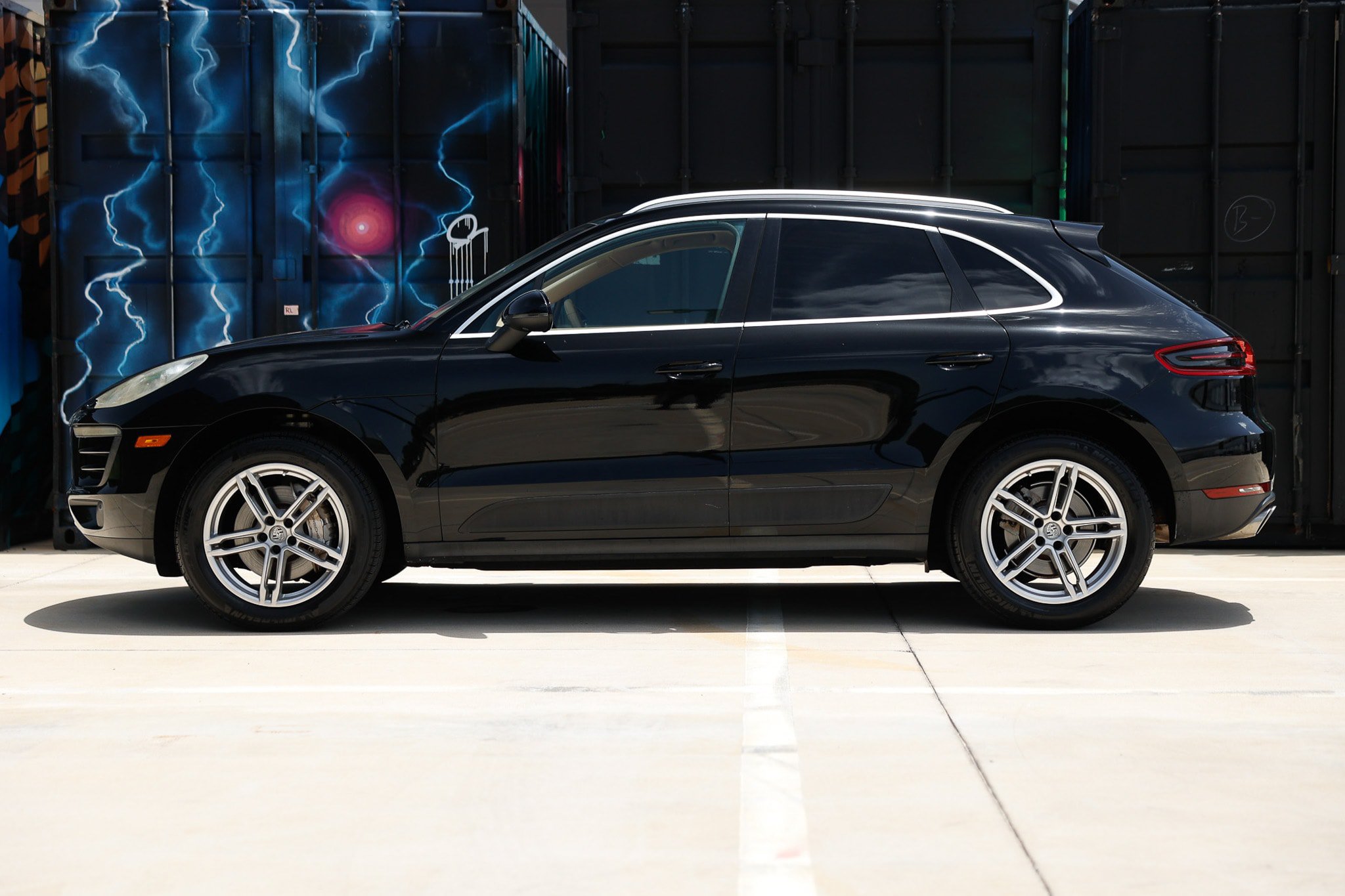 Used 2016 Porsche Macan S AWD/4WD image 4