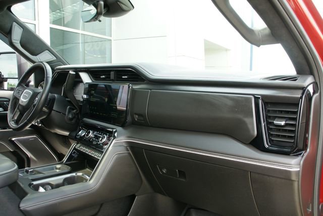 Used 2024 GMC Sierra 2500 AT4X AWD/4WD image 40