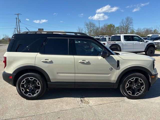 Used 2025 Ford Bronco Sport Outer Banks w/ Outer Banks Tech Package+ AWD/4WD image 12