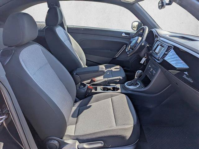 Used 2018 Volkswagen Beetle 2.0T Coast FWD image 19