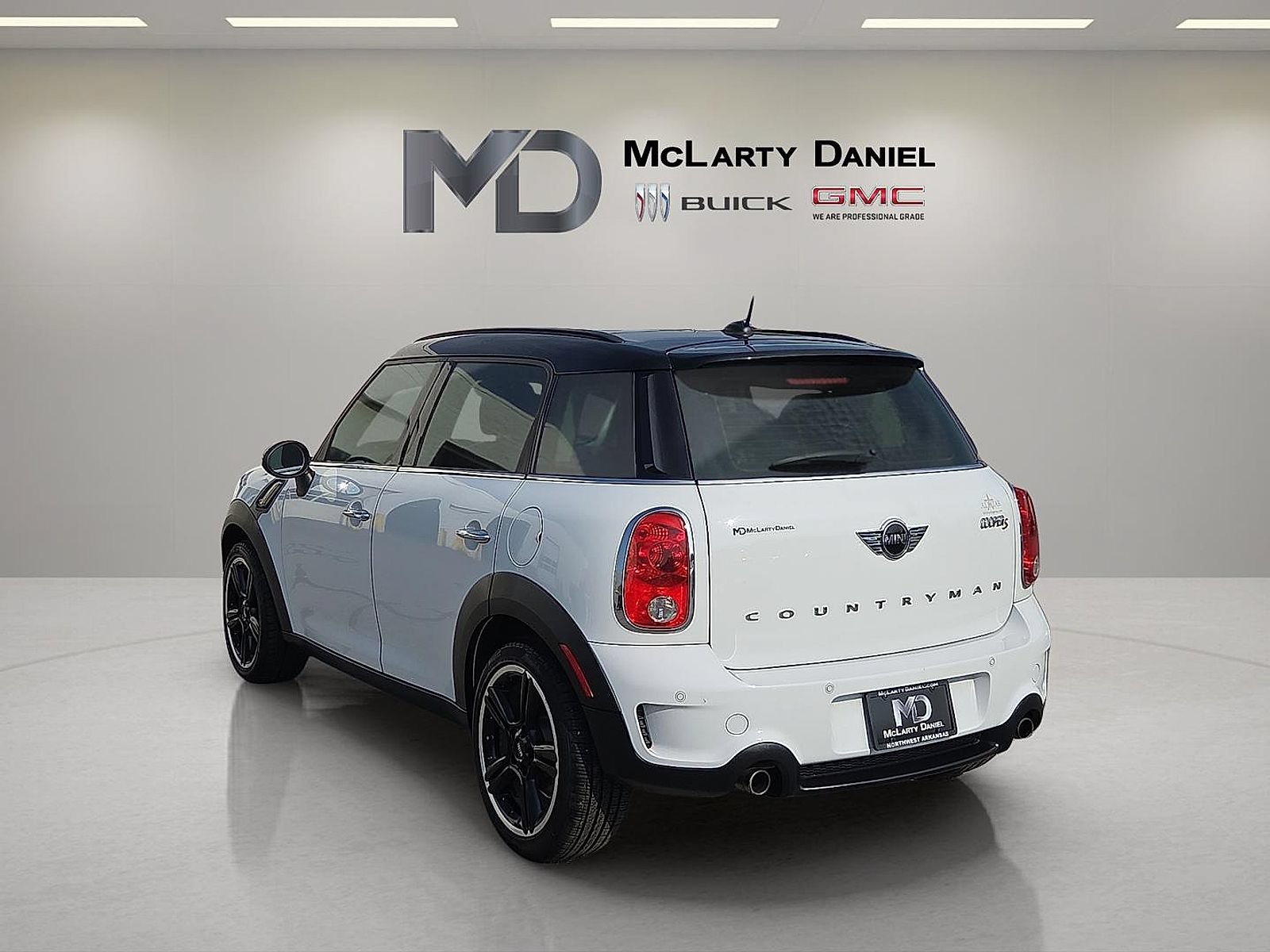 Used 2016 MINI Cooper Countryman S FWD image 13