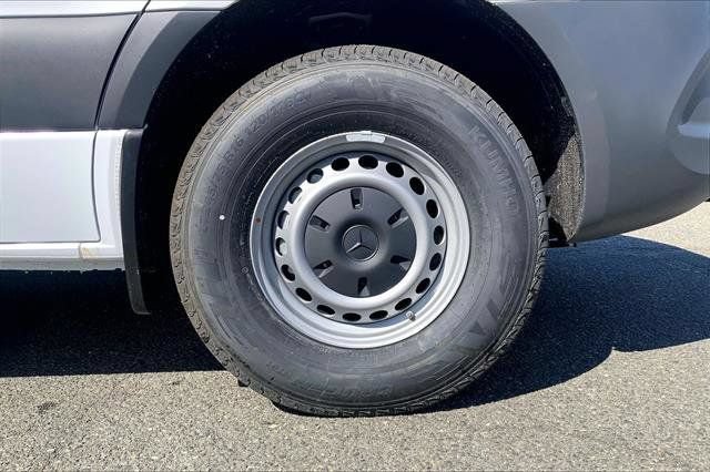 New 2026 Mercedes-Benz Sprinter 2500 image 11