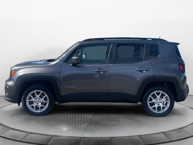 Used 2019 Jeep Renegade Latitude w/ Cold Weather Group AWD/4WD image 2