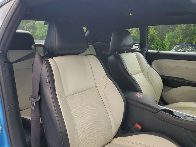 Used 2016 Dodge Challenger R/T Plus RWD image 14