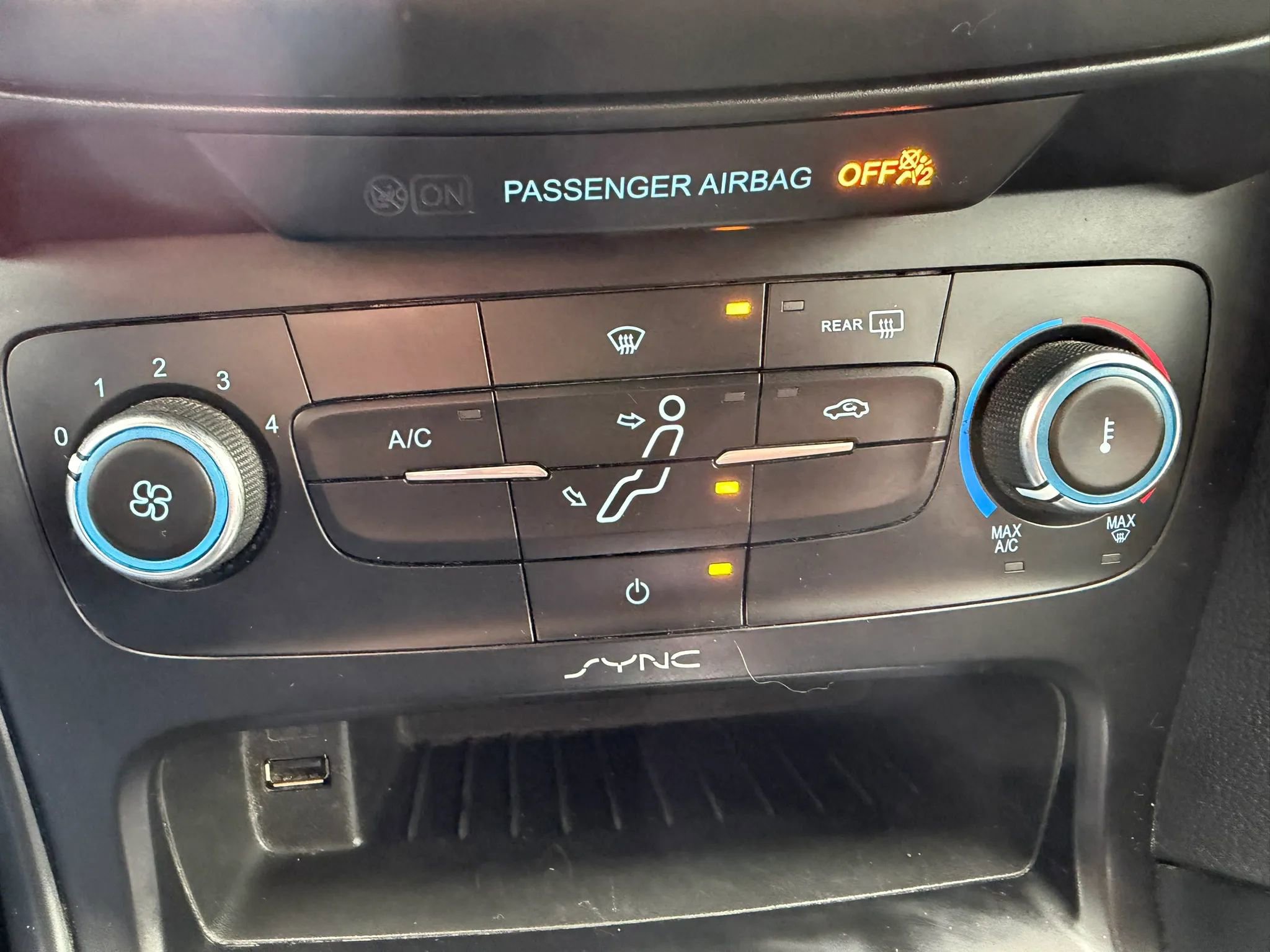 Used 2017 Ford Focus ST image 50