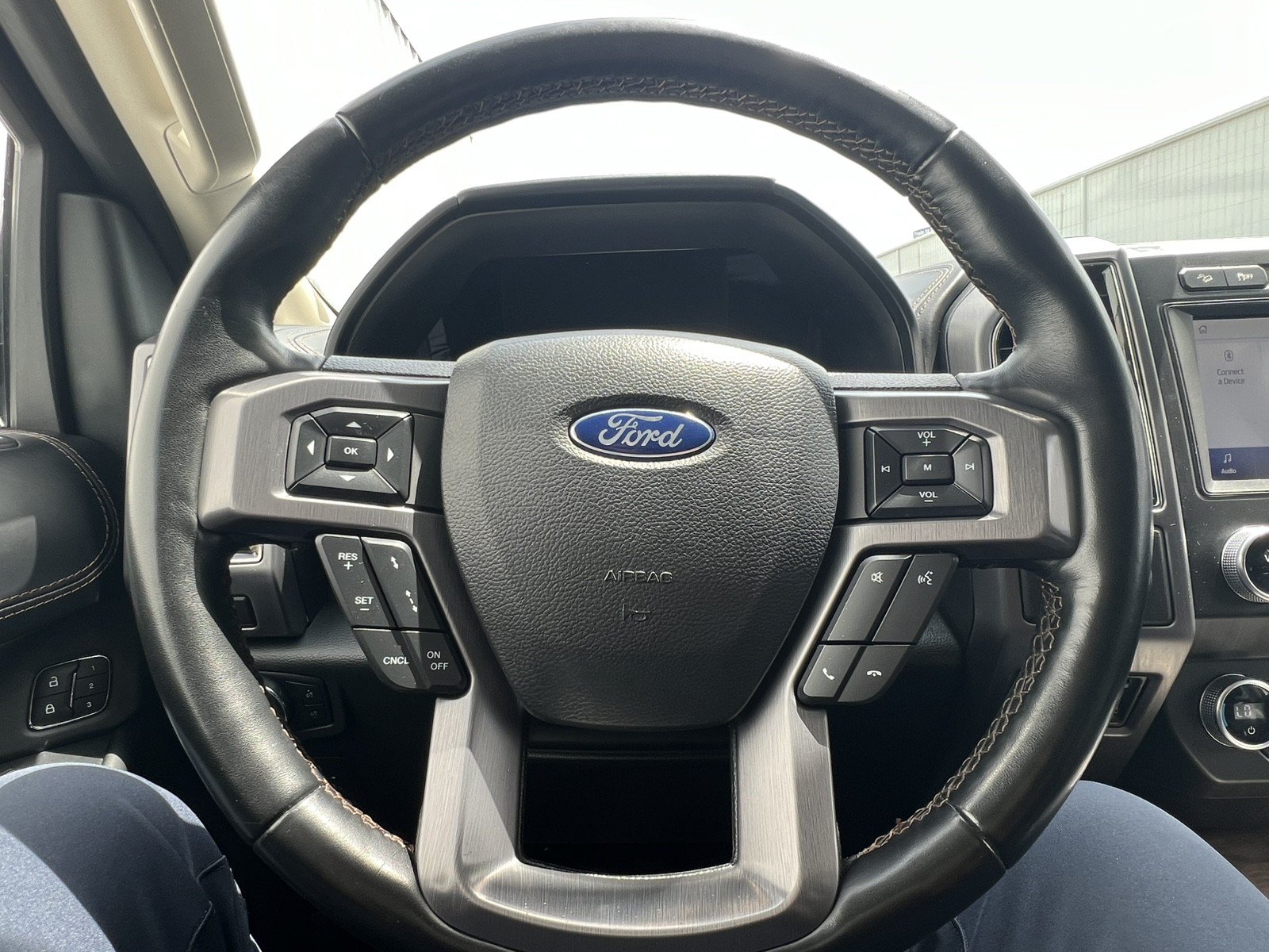 Used 2021 Ford Expedition Platinum AWD/4WD image 26